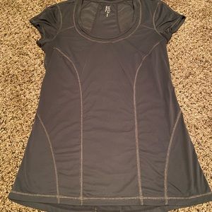 Zella size XS WORKOUT TOP